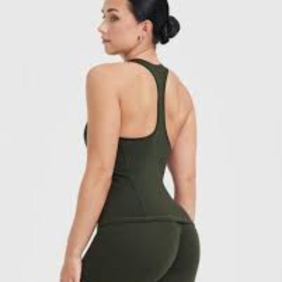 NWT Oner Active Timeless Vest Tank in Khaki - Size S - Picture 2 of 2
